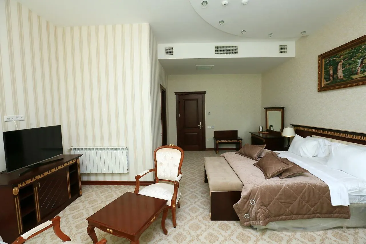 Resort Spring Hotel Novxani